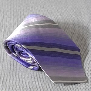 Vintage Axcess Men's Tie 100% Silk Purple‎ & Blue Stripes A Claiborne Company